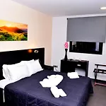 Hotel 6 Bis 2*
