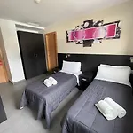 6 Bis 2*