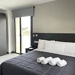 Hotel 6 Bis Castelldefels