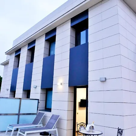 6 Bis Hotel Castelldefels