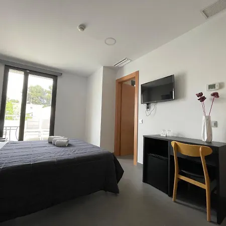 6 Bis Hotel