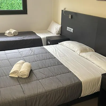 6 Bis Hotel