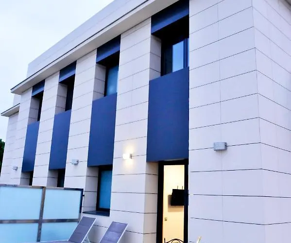 6 Bis Hotel Castelldefels