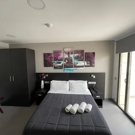 Hotel 6 Bis 2*