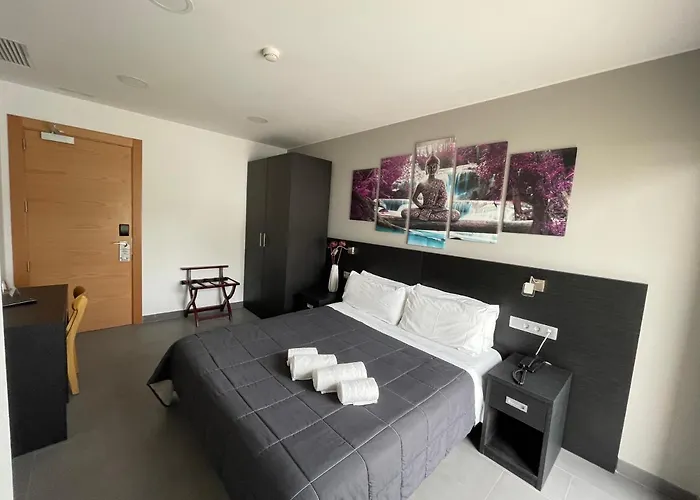 6 Bis Hotel Castelldefels