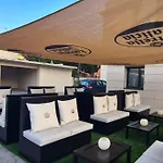 6 Bis Hotel Castelldefels